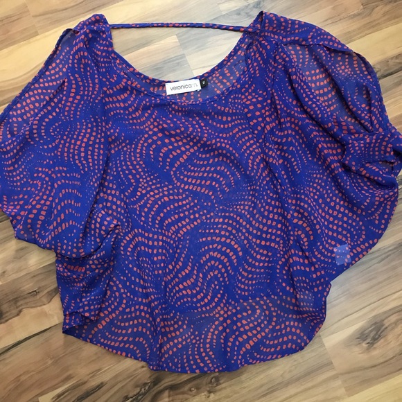 Top - Picture 1 of 2